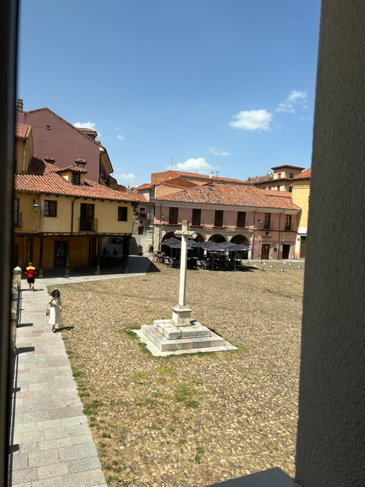 Pension Plaza Del Grano León Zewnętrze zdjęcie